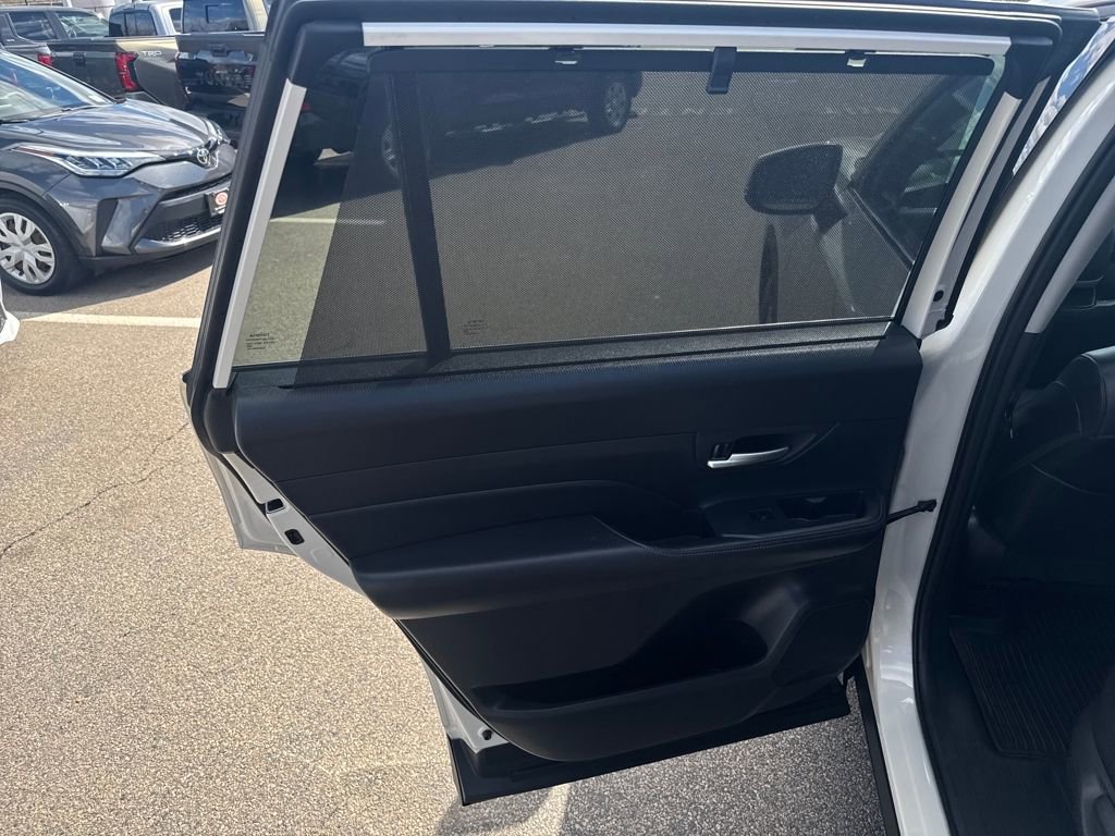 Used 2024 Toyota Grand Highlander XLE image 40