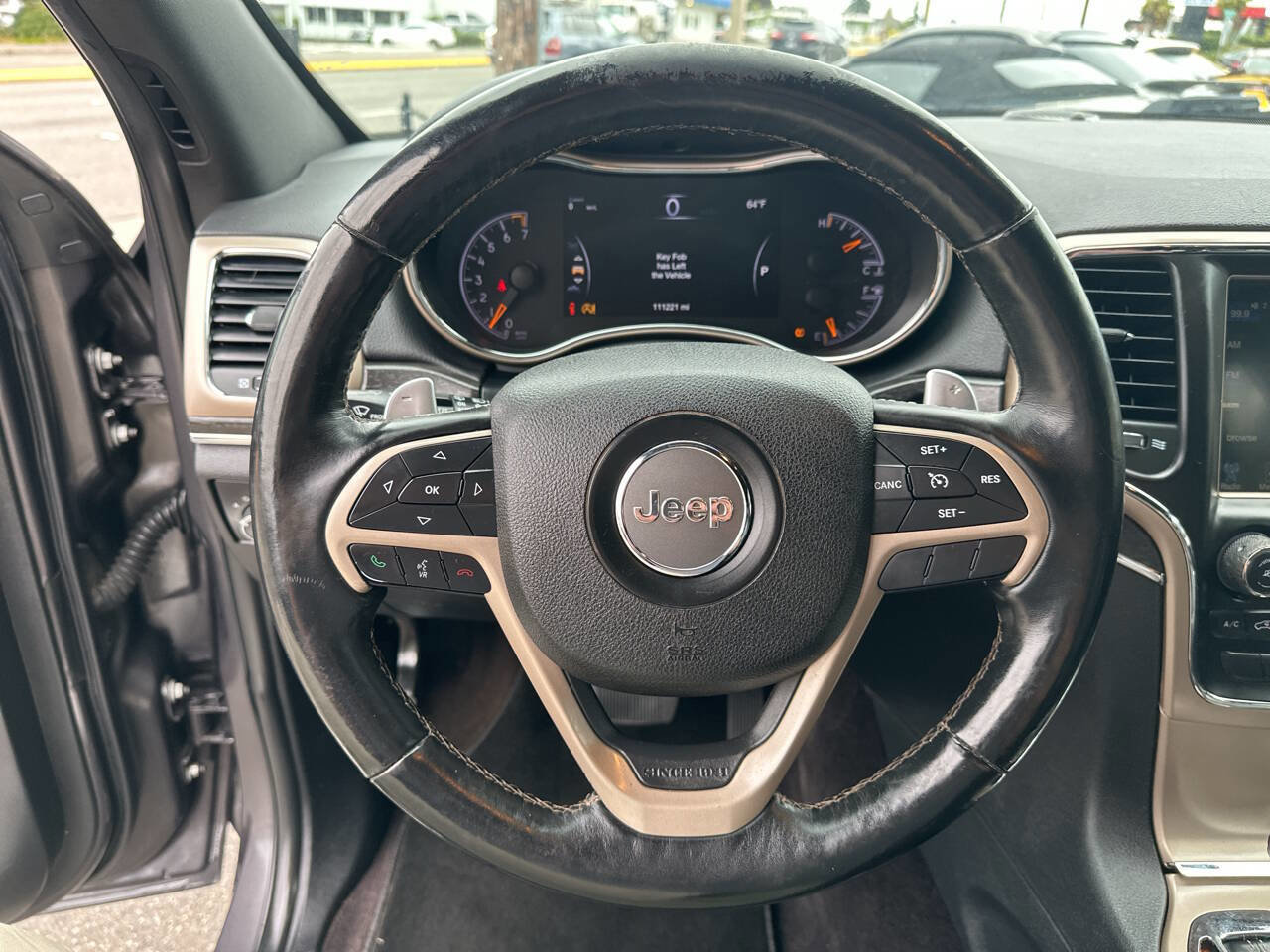 Used 2017 Jeep Grand Cherokee Limited w/ Luxury Group II image 33