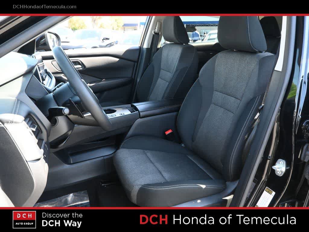 Used 2024 Nissan Rogue SV FWD image 18