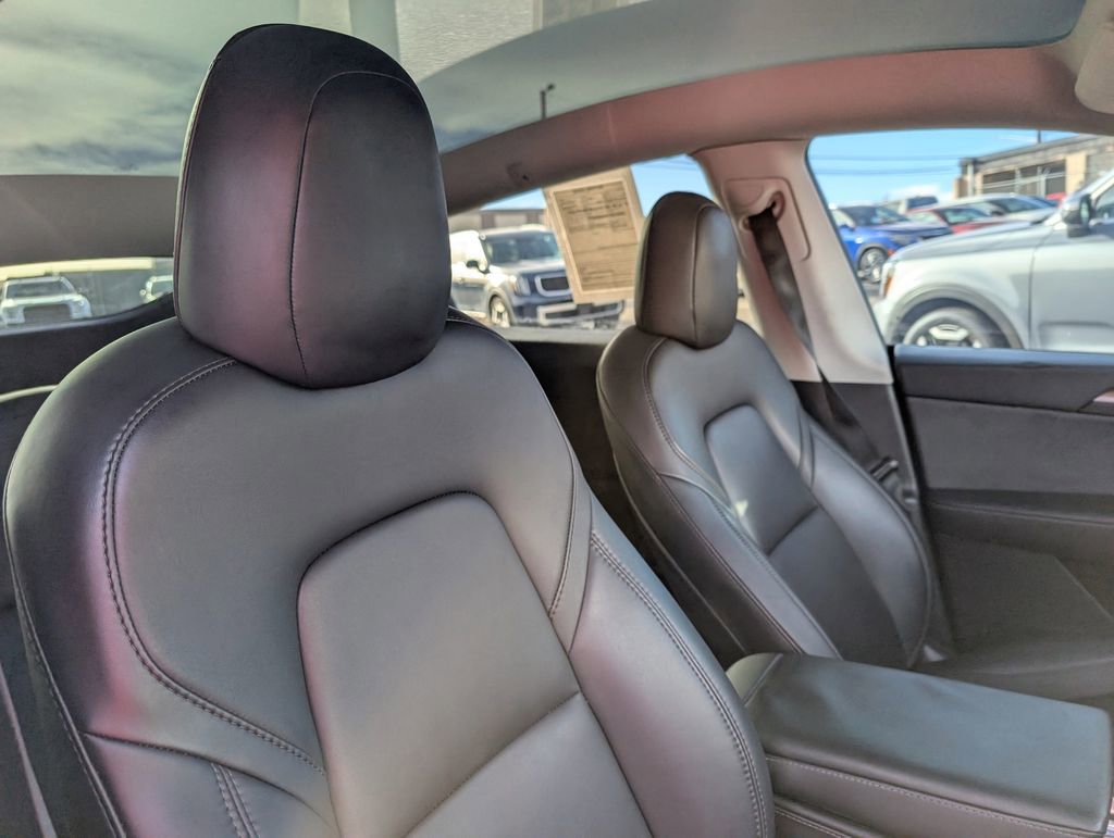 Used 2023 Tesla Model Y Performance image 17