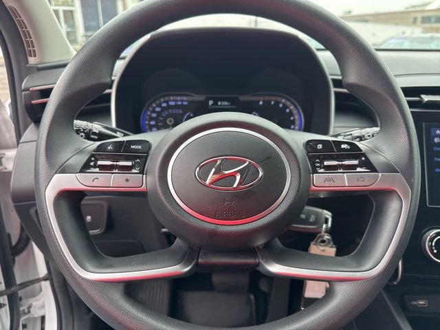 Used 2022 Hyundai Tucson SE image 5