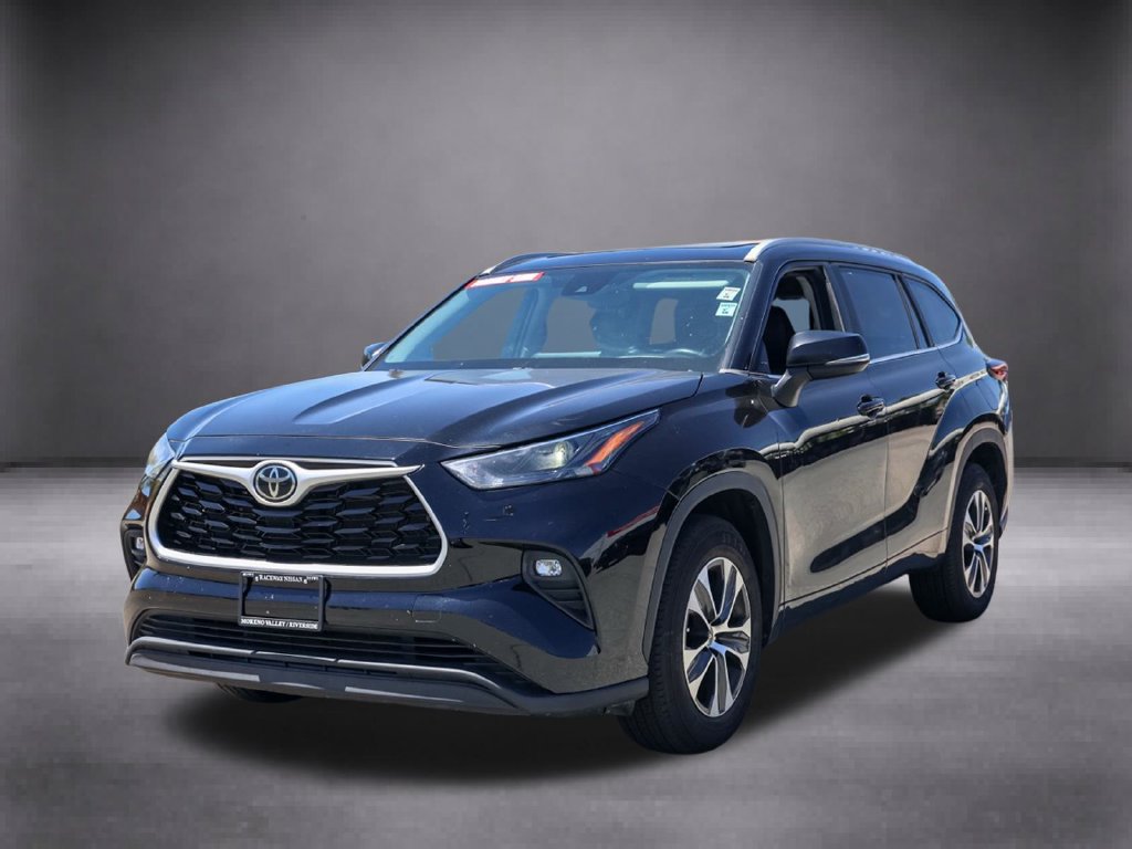 Used 2023 Toyota Highlander XLE FWD image 9