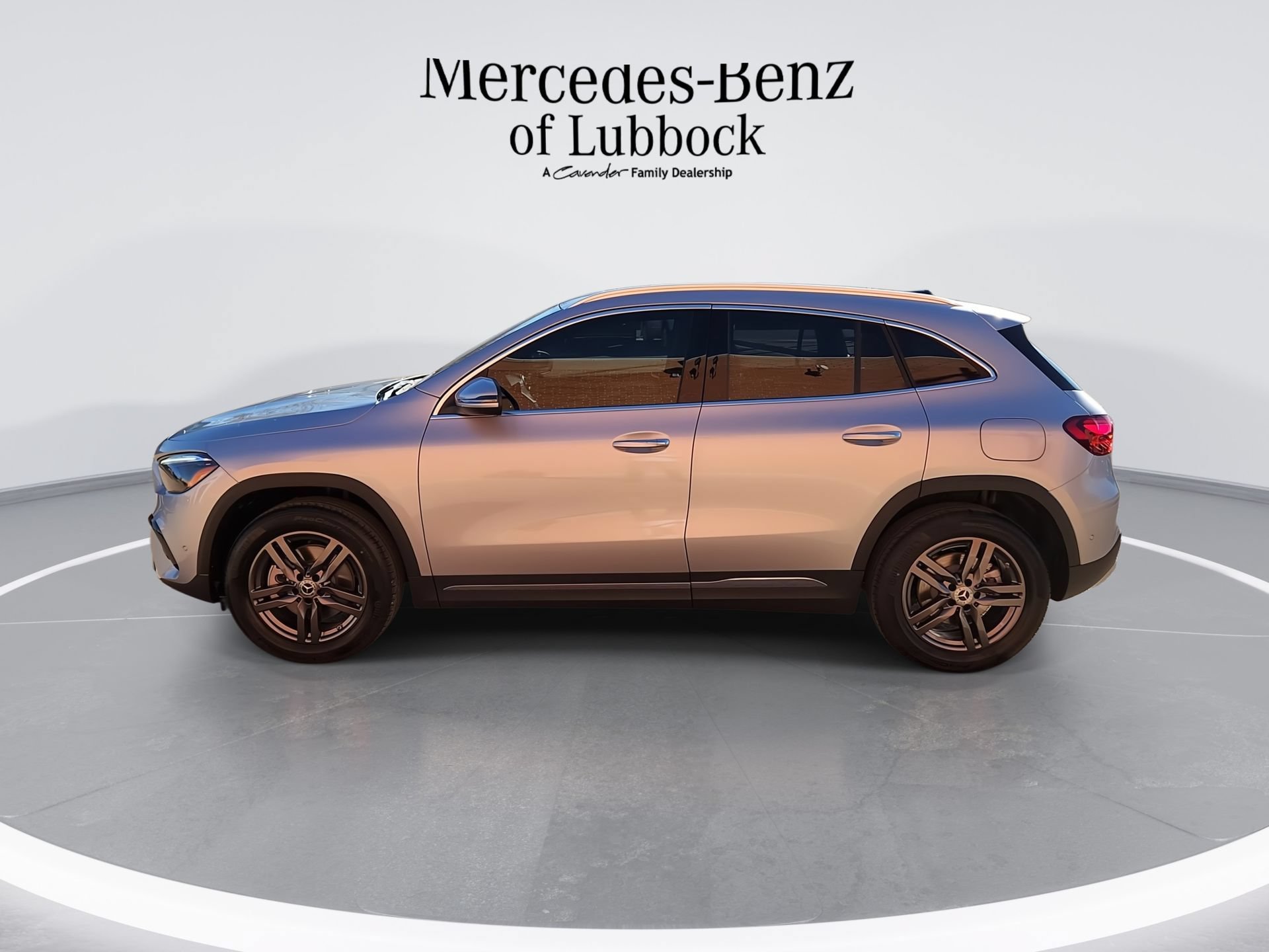 New 2025 Mercedes-Benz GLA 250 4MATIC image 5