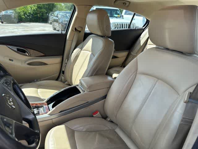 Used 2011 Buick LaCrosse CXL FWD image 4