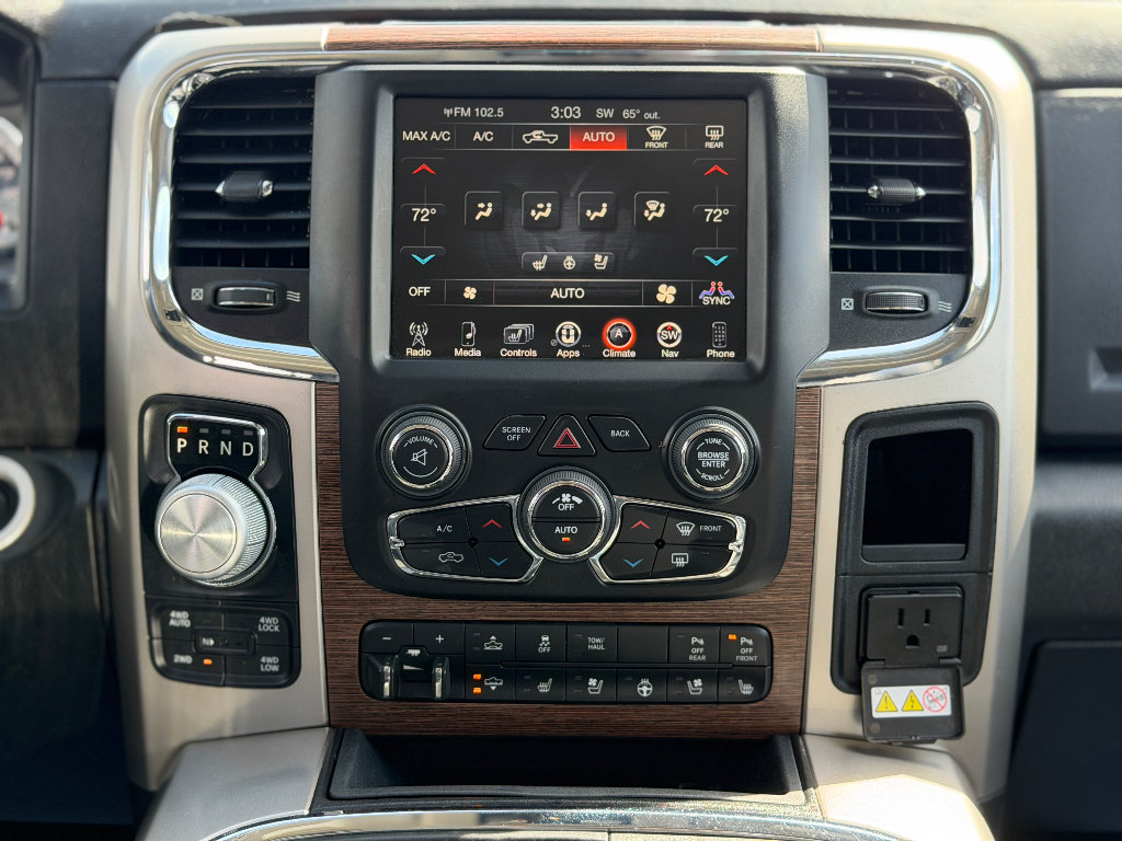 Used 2017 RAM 1500 Laramie w/ Convenience Group AWD/4WD image 11