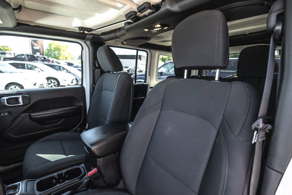 Used 2019 Jeep Wrangler Unlimited Sport S AWD/4WD image 21