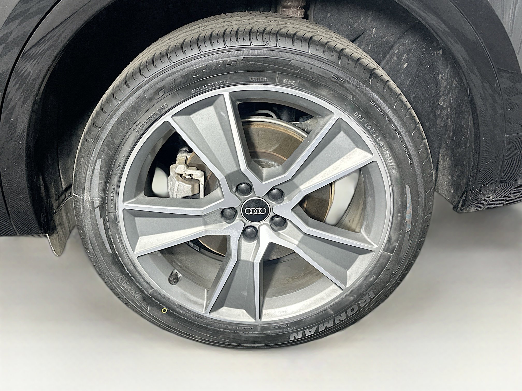 Used 2025 Audi Q5 2.0T Premium AWD/4WD image 11