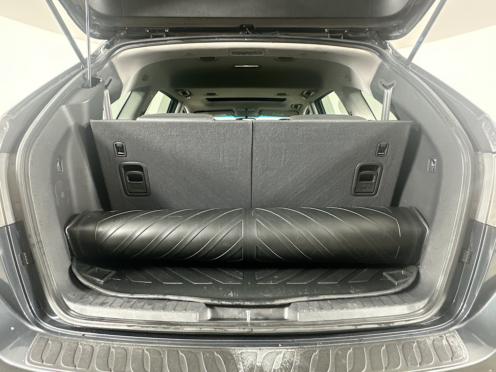 Used 2011 Hyundai Veracruz Limited FWD image 29