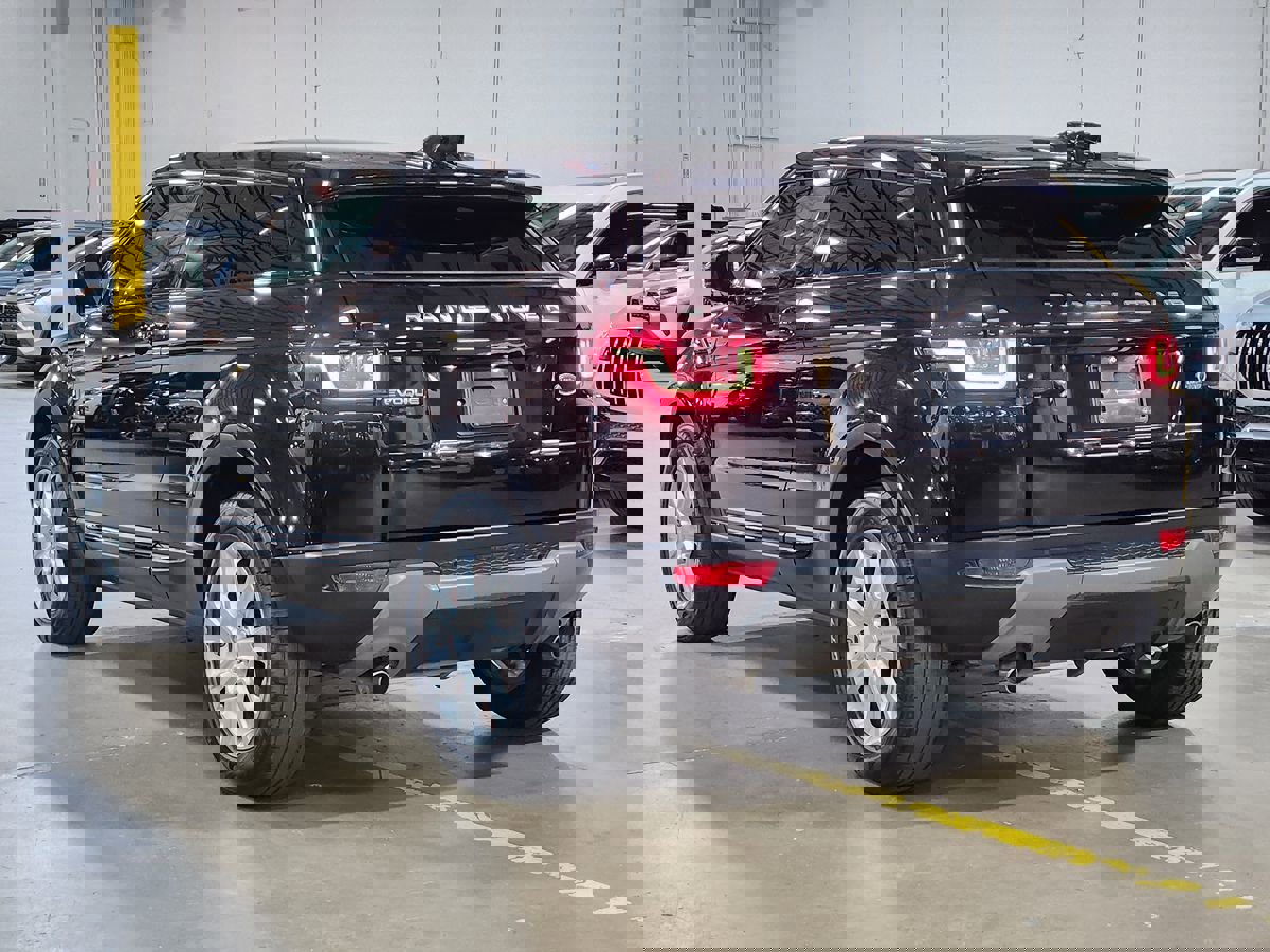 Used 2016 Land Rover Range Rover Evoque SE Premium image 12