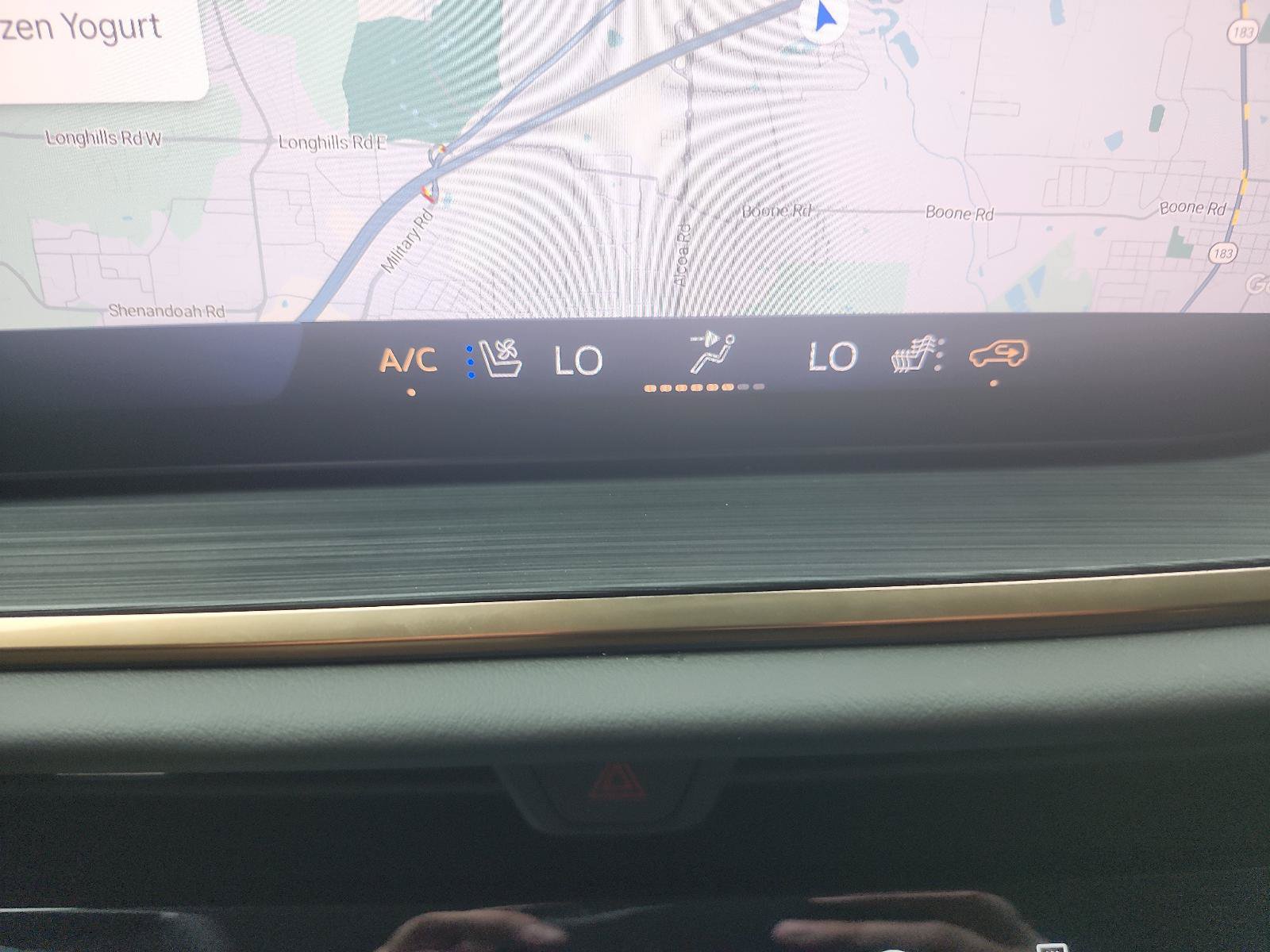 Certified 2025 Buick Envision Avenir AWD/4WD image 19