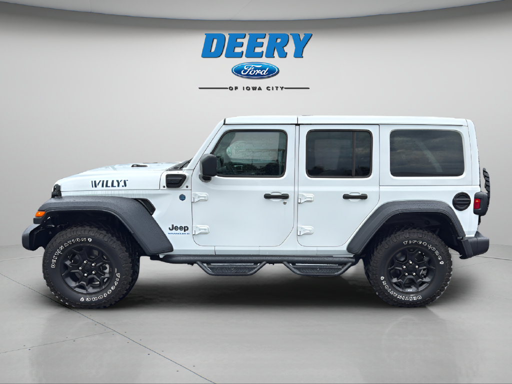 Used 2023 Jeep Wrangler Unlimited w/ Cold Weather Group AWD/4WD image 5