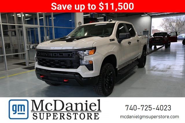 New 2026 Chevrolet Silverado 1500 Custom Trail Boss w/ LPO, Dark Essentials Package