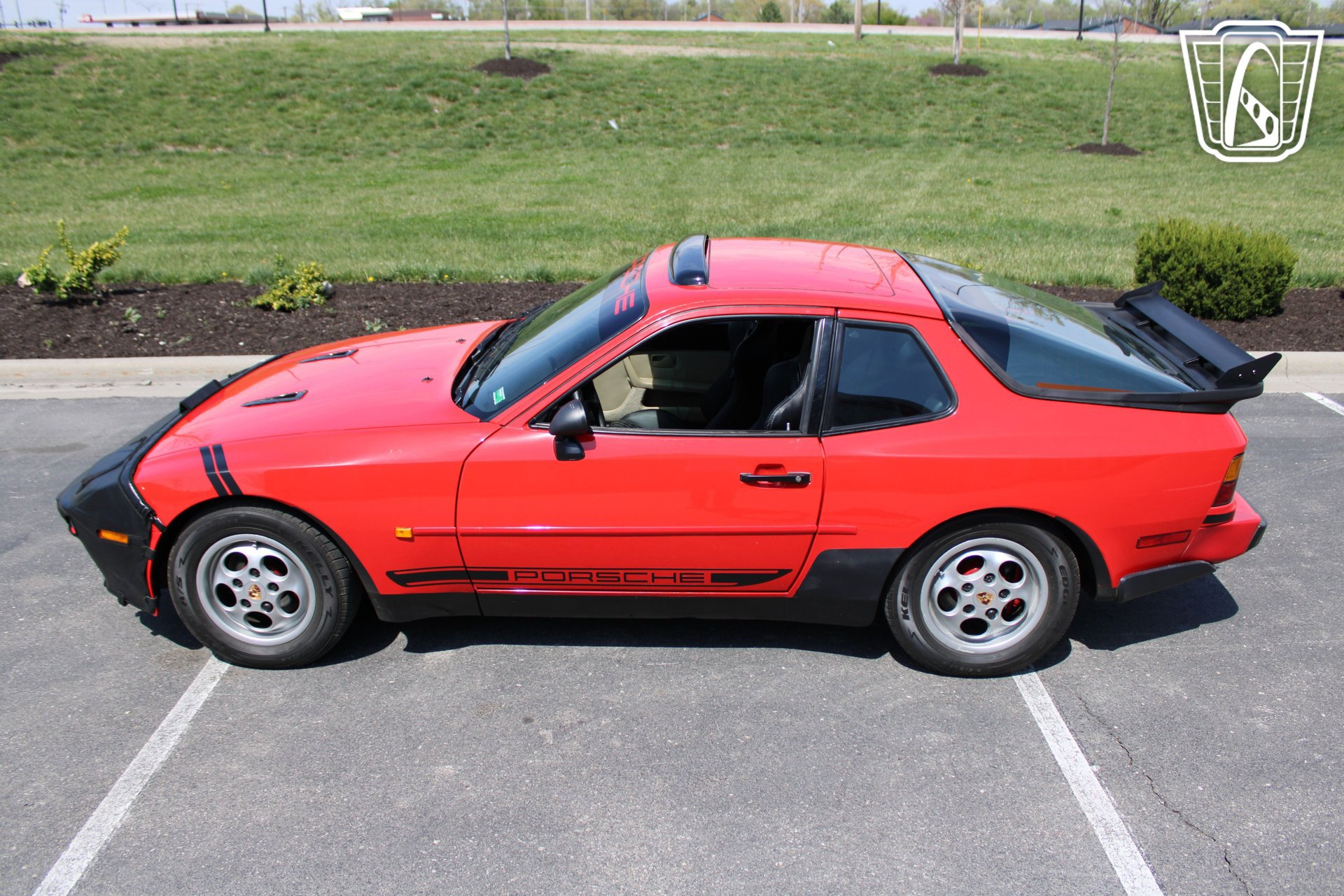 Used 1988 Porsche 944 Coupe RWD image 10