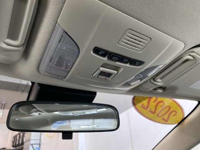 Used 2022 Toyota Corolla LE image 17