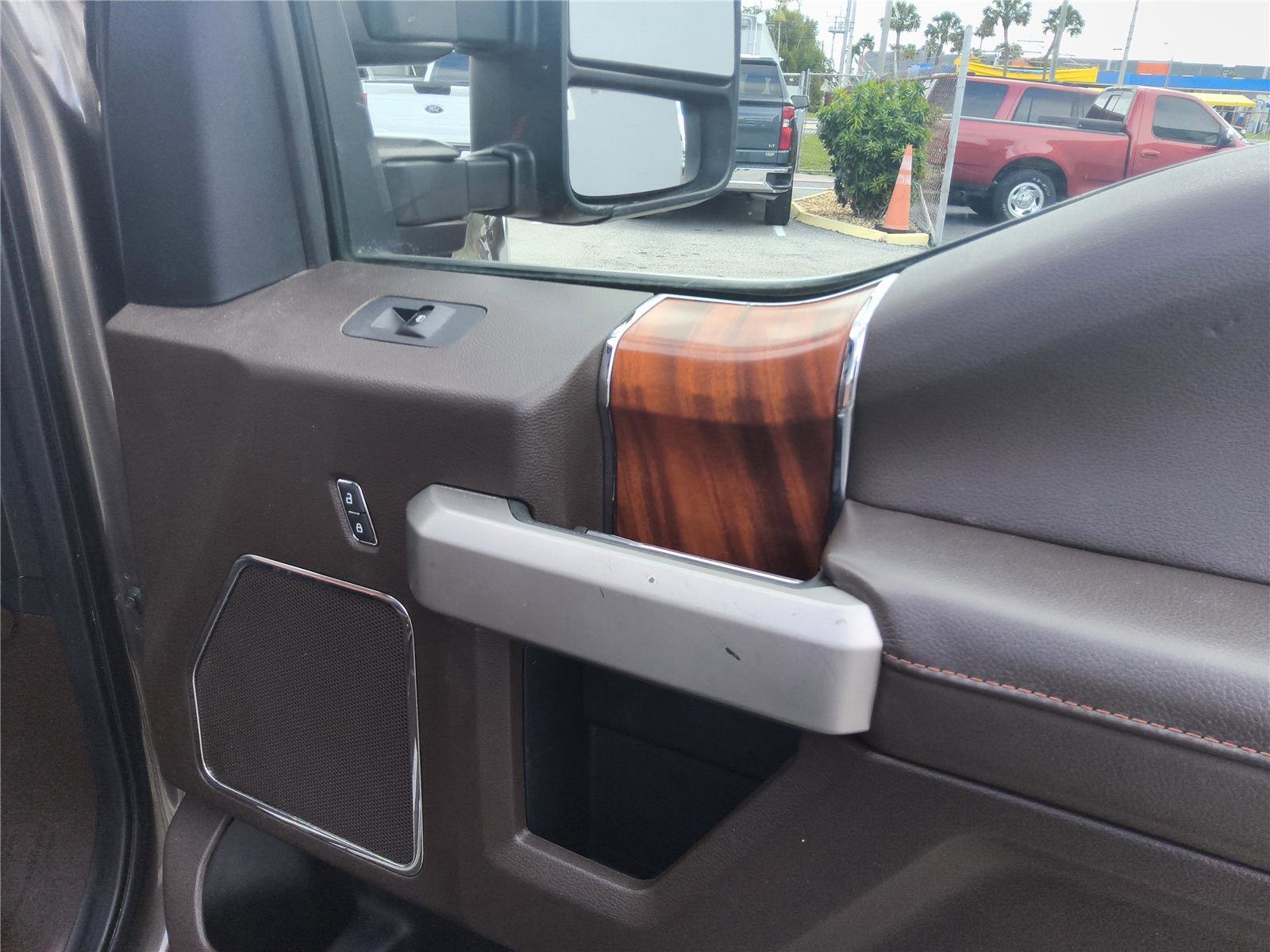 Used 2020 Ford F350 King Ranch w/ King Ranch Ultimate Package image 32