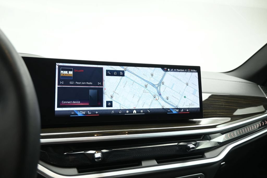 Used 2024 BMW X5 sDrive40i w/ Premium Package RWD image 13