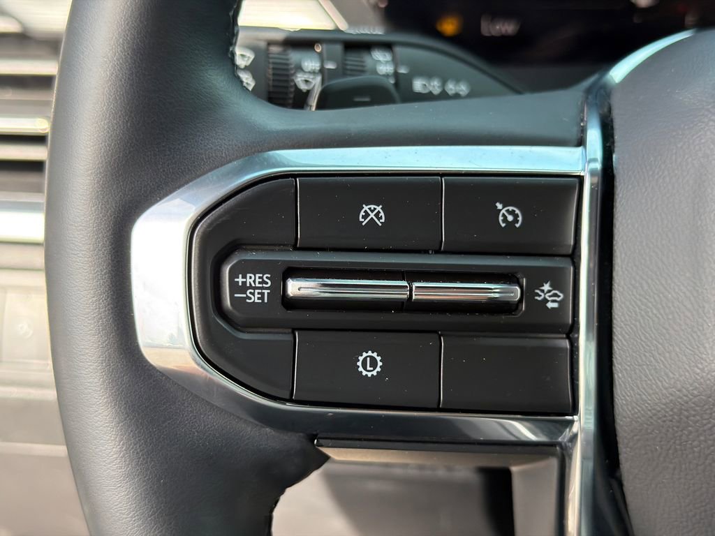 Used 2024 GMC Acadia Elevation w/ Luxury Package image 25