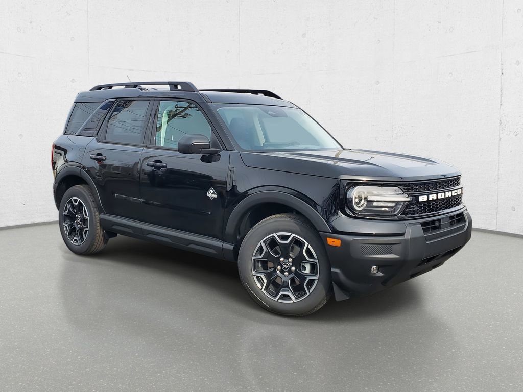 New 2025 Ford Bronco Sport Outer Banks image 2