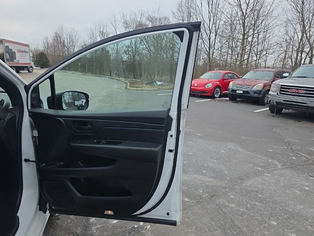 Used 2023 Honda Odyssey Sport image 42