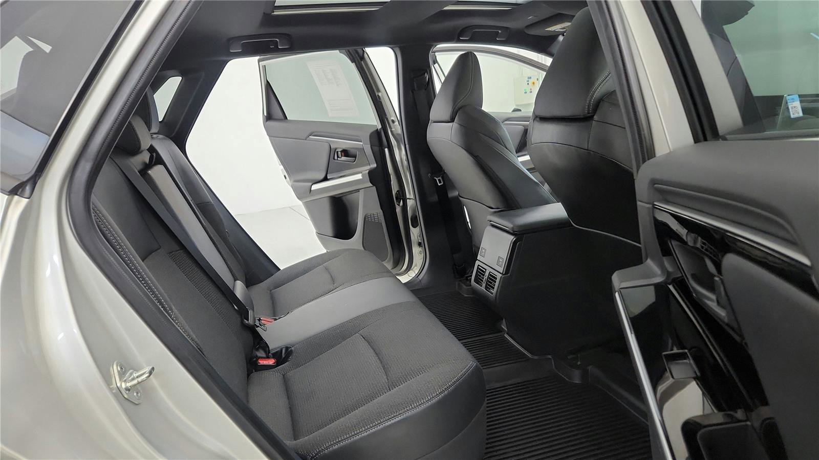 Used 2023 Toyota bZ4X XLE w/ Weather Package image 18