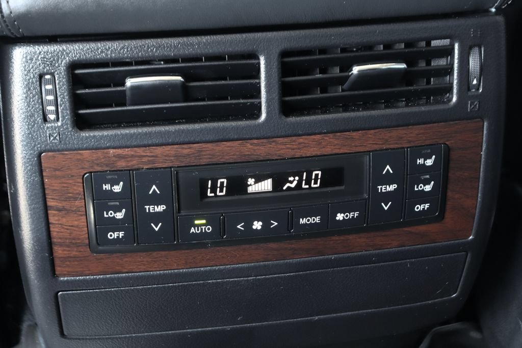 Used 2018 Toyota Land Cruiser AWD/4WD image 41