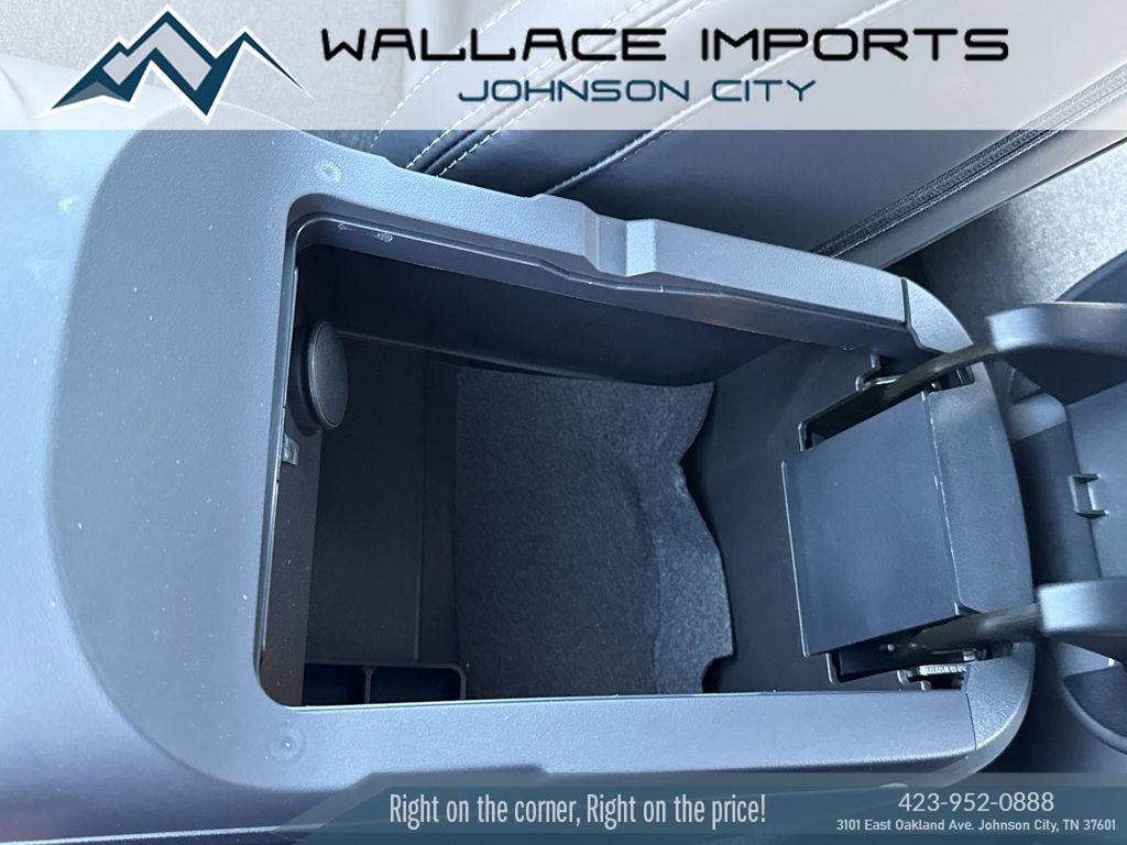 Used 2025 Ford Mustang GT RWD image 20