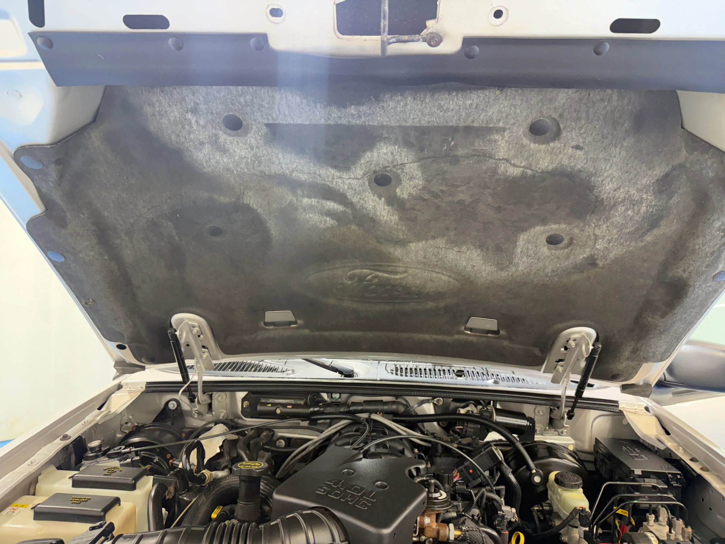 Used 2003 Ford Explorer Sport Trac XLT image 51