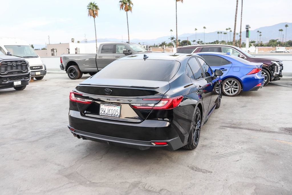 Used 2026 Toyota Camry SE w/ Convenience Package FWD image 9