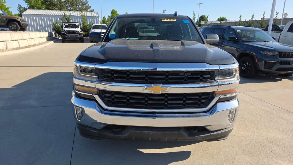 Used 2018 Chevrolet Silverado 1500 LT w/ All Star Edition image 8