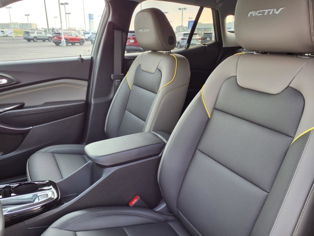 New 2025 Chevrolet Trax ACTIV w/ Driver Confidence Package image 11