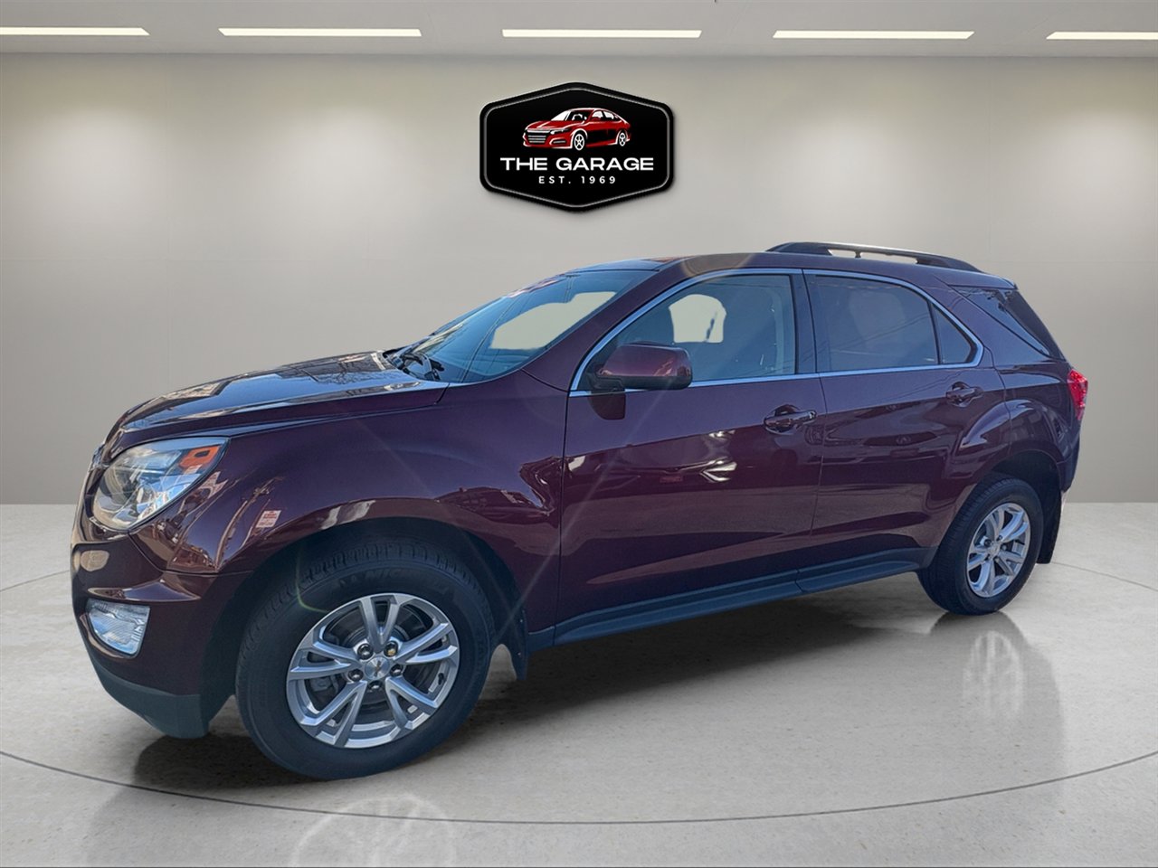Used 2017 Chevrolet Equinox LT w/ Convenience Package image 2