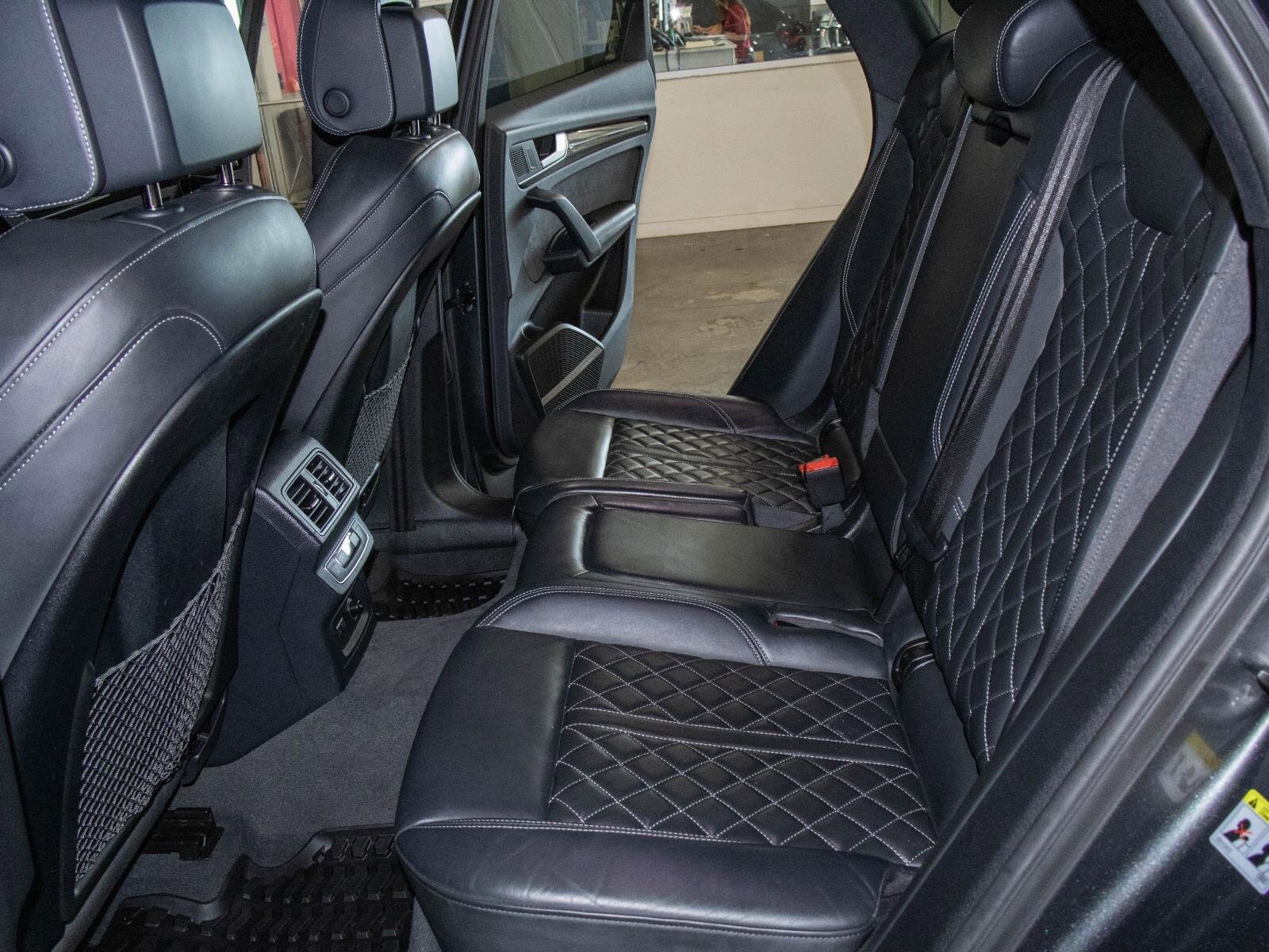 Used 2023 Audi SQ5 Prestige w/ Prestige Package image 15