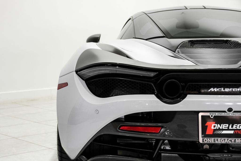 Used 2020 McLaren 720S Performance RWD image 44