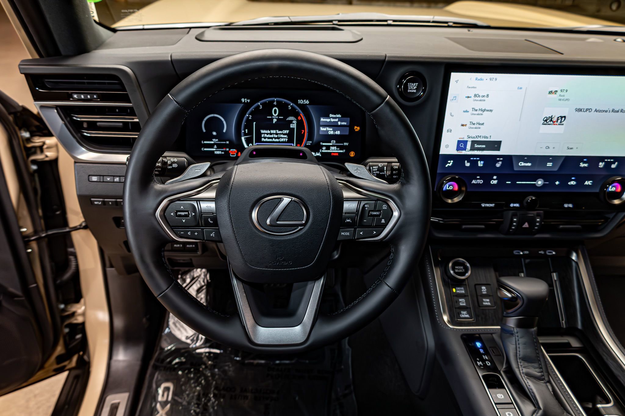 Used 2026 Lexus GX 550 w/ Accessory Package (CT) image 18