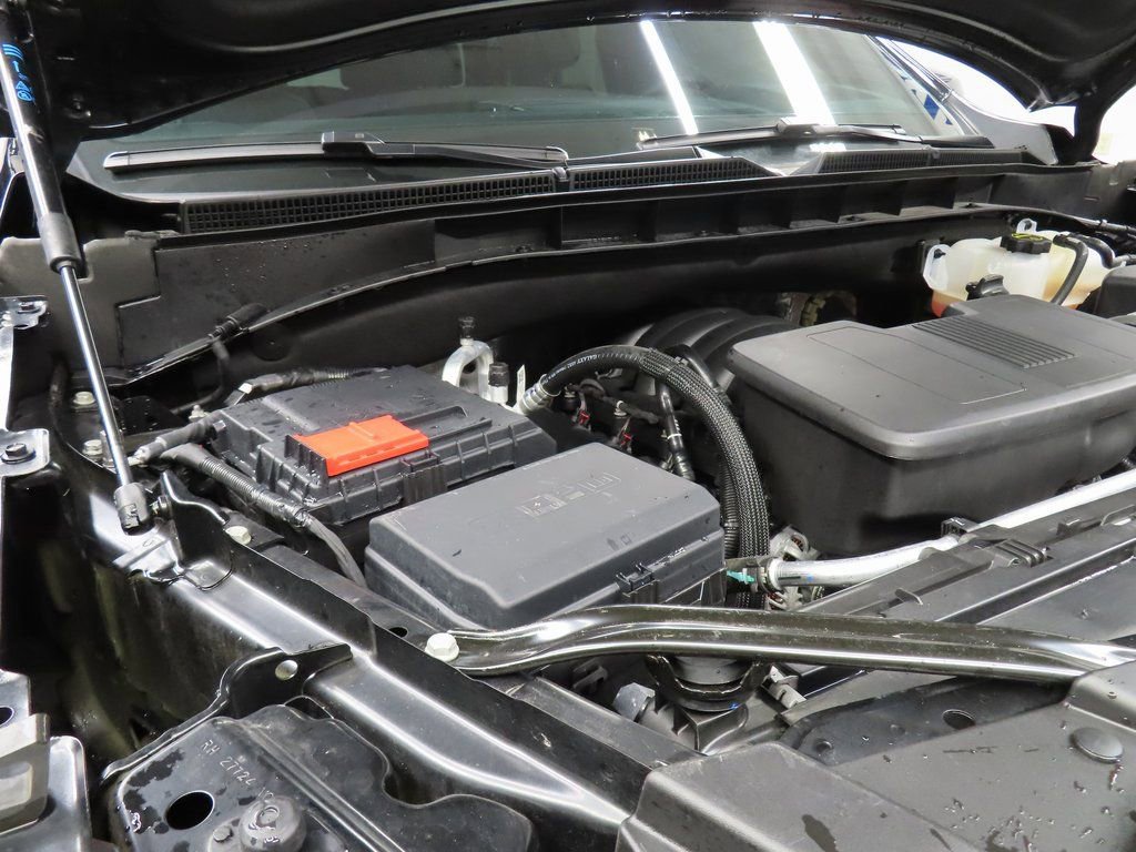 Used 2025 GMC Yukon XL AT4 w/ AT4 Premium Package image 27