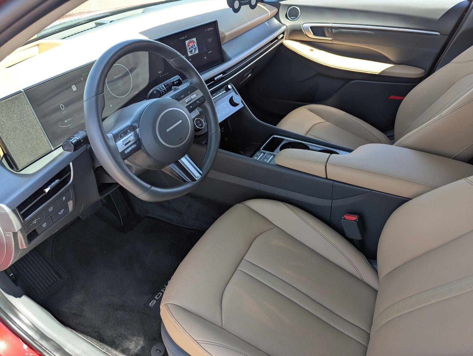 Used 2025 Hyundai Sonata Limited image 26