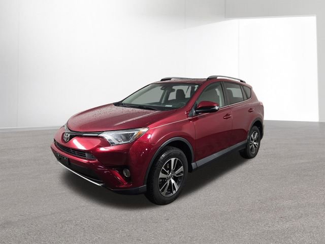 Used 2018 Toyota RAV4 XLE image 2