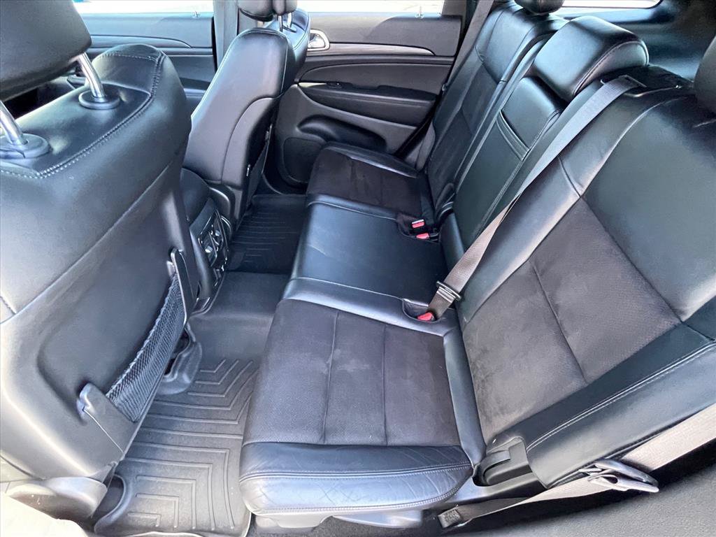 Used 2021 Jeep Grand Cherokee Laredo X AWD/4WD image 23