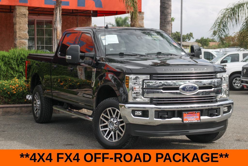 Used 2019 Ford F250 Lariat w/ Lariat Ultimate Package AWD/4WD image 2