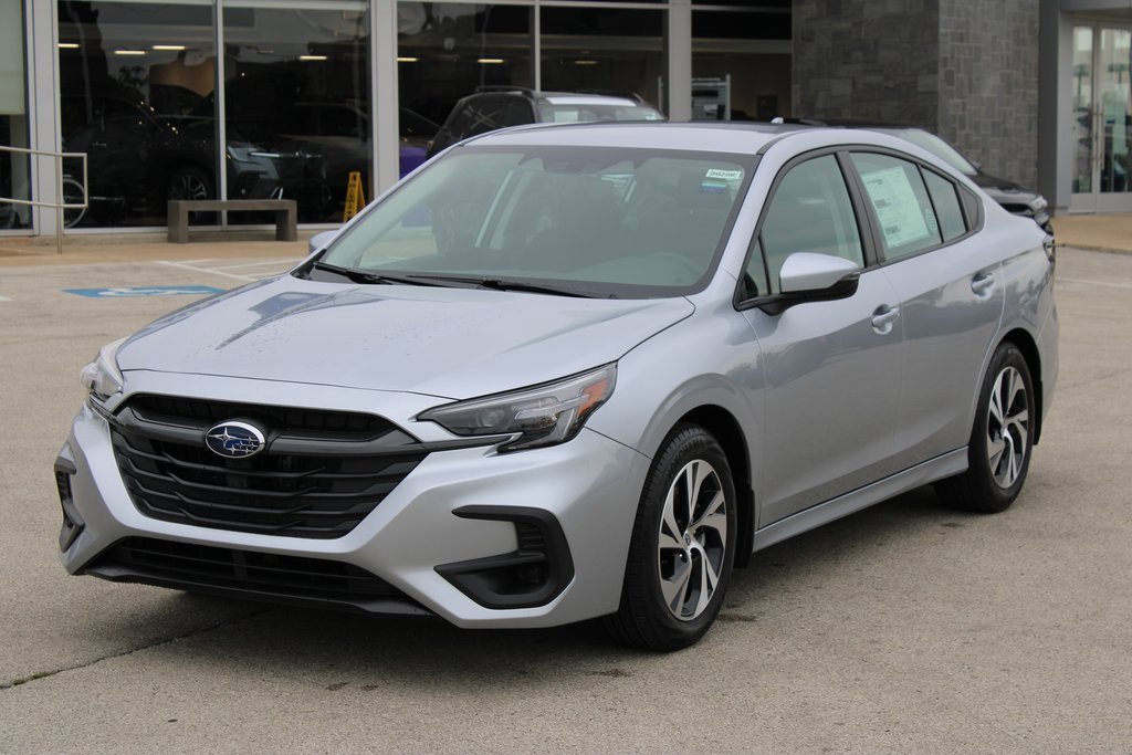 Used 2025 Subaru Legacy Premium image 1