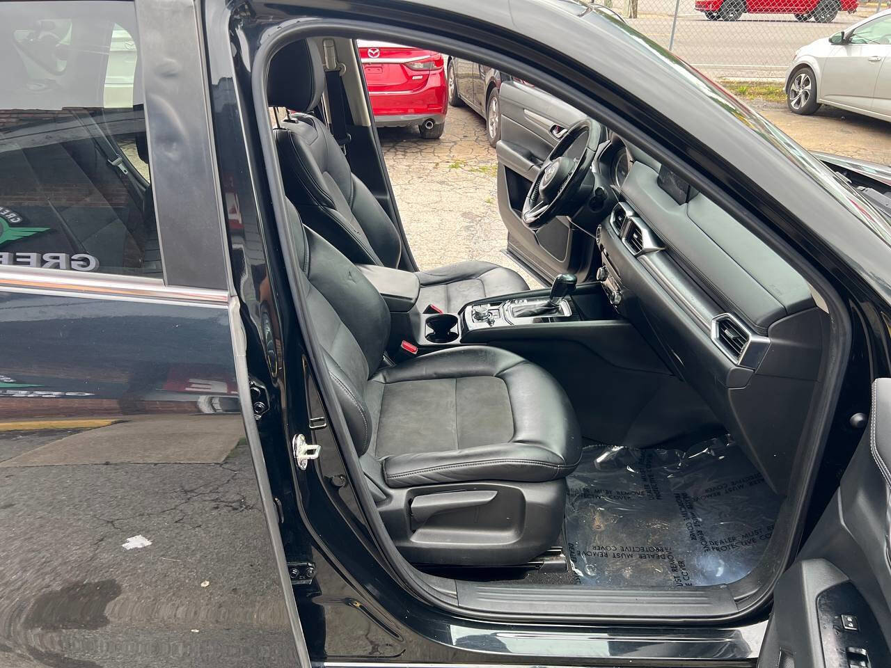 Used 2017 MAZDA CX-5 Touring w/ I-ACTIVSENSE Package image 19