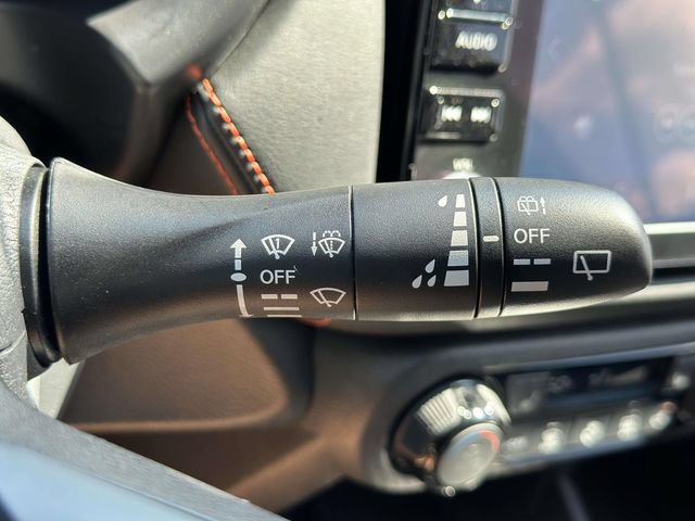 Used 2023 Nissan Kicks SR w/ SR Premium Package FWD image 27
