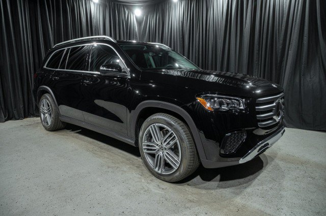 New 2026 Mercedes-Benz GLS 450 4MATIC image 3