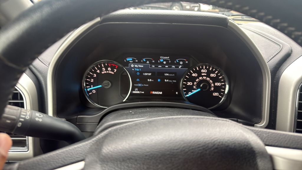 Used 2019 Ford F150 Lariat w/ Equipment Group 502A Luxury image 16