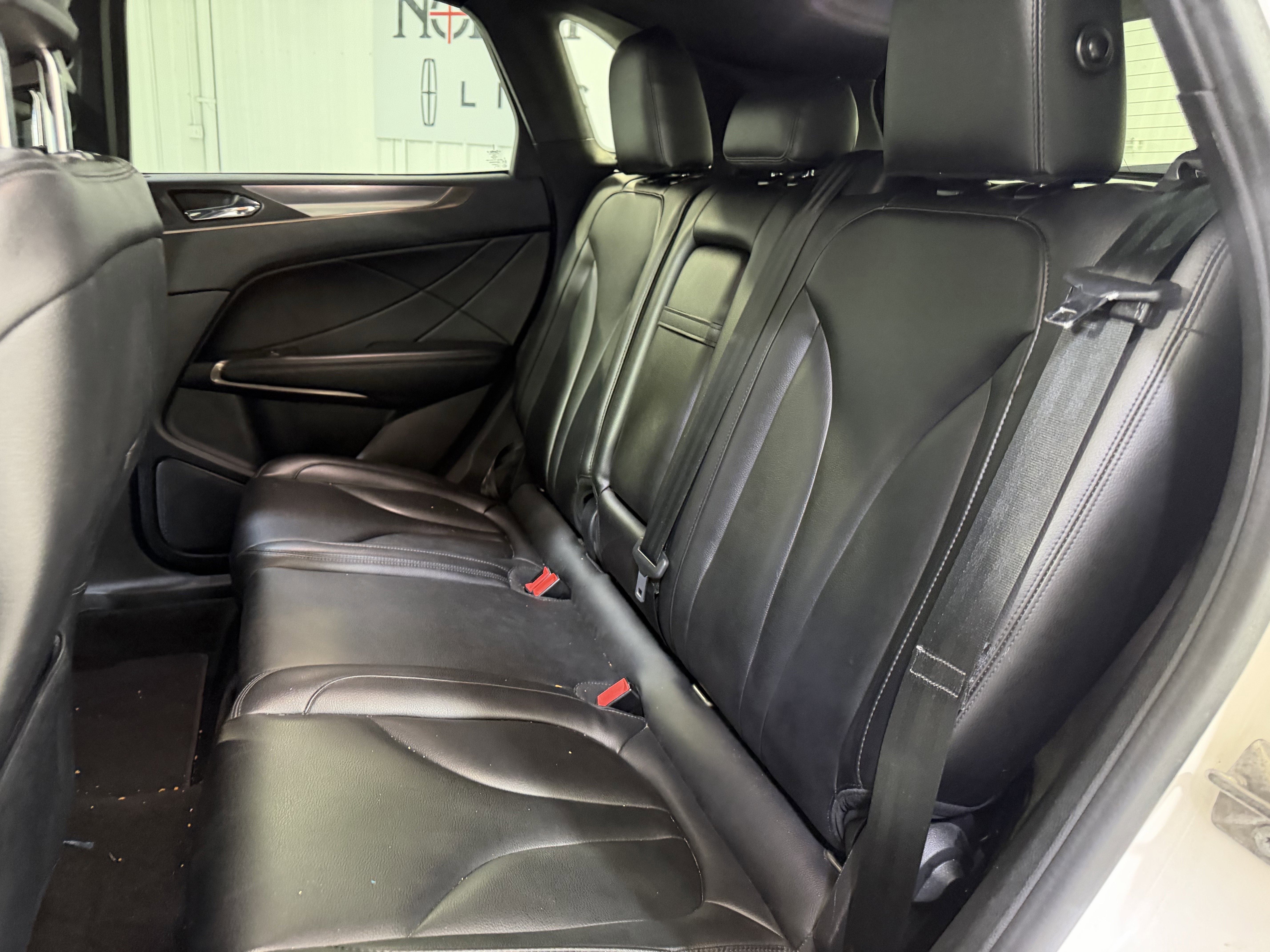 Used 2019 Lincoln MKC Premiere FWD image 10