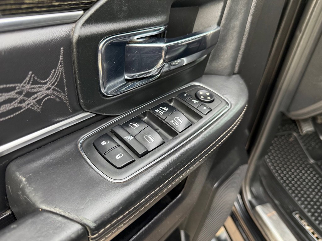 Used 2017 RAM 3500 Laramie Longhorn image 24