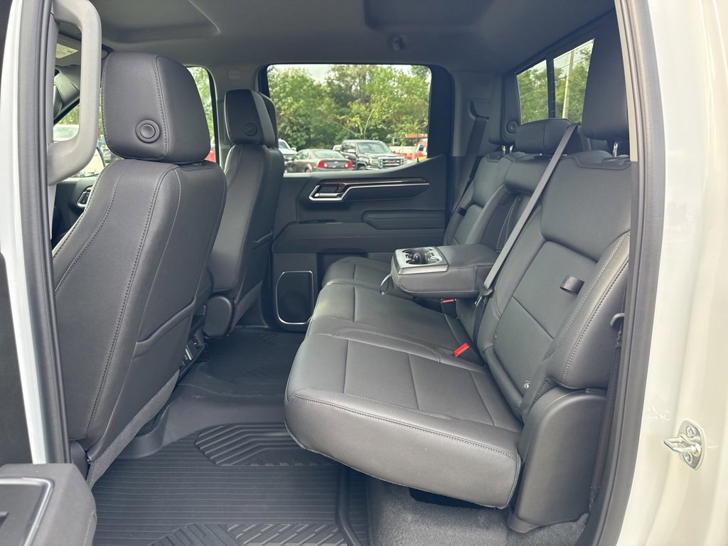 New 2026 Chevrolet Silverado 1500 LT image 9