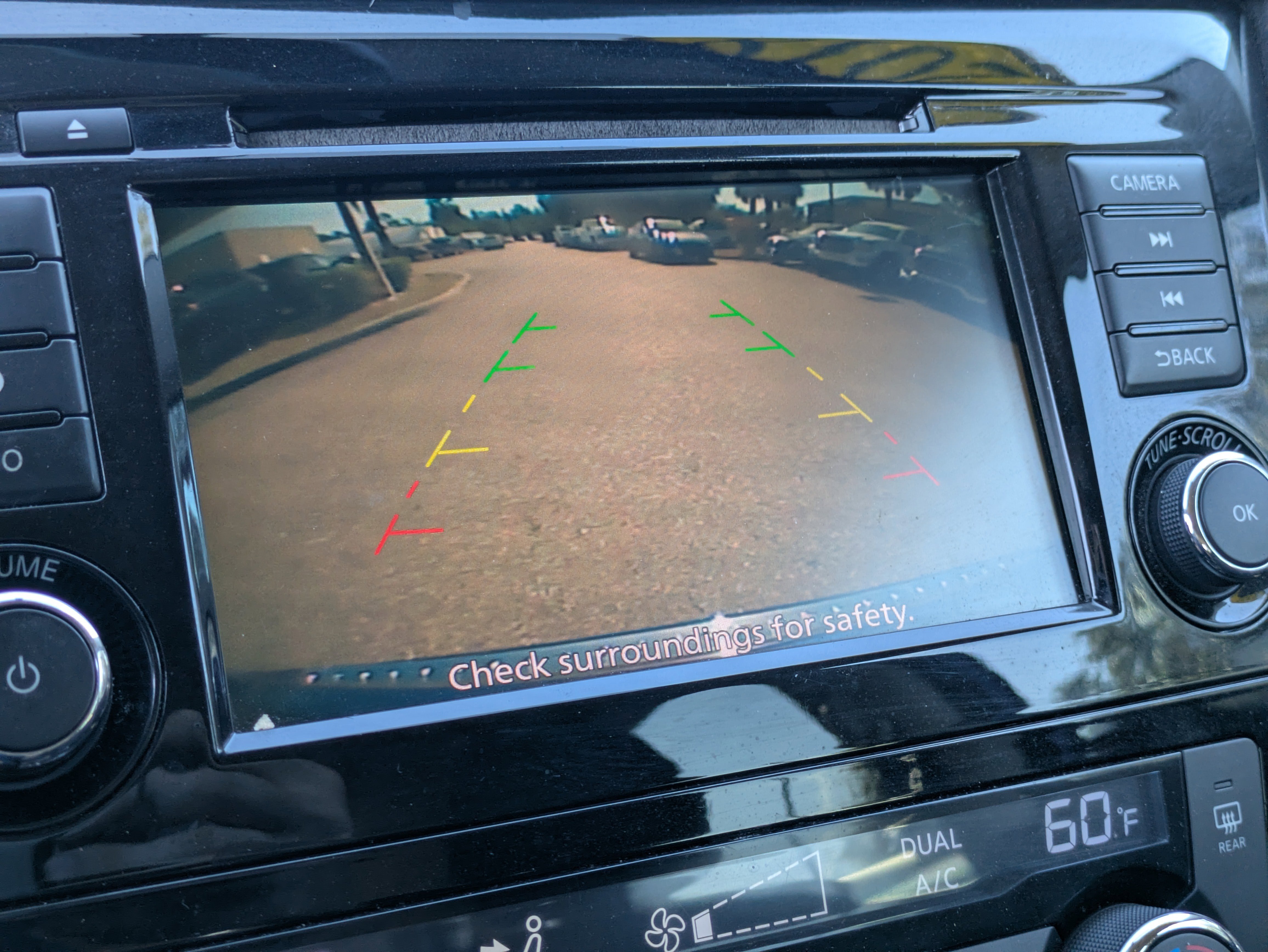 Used 2018 Nissan Rogue SV image 32