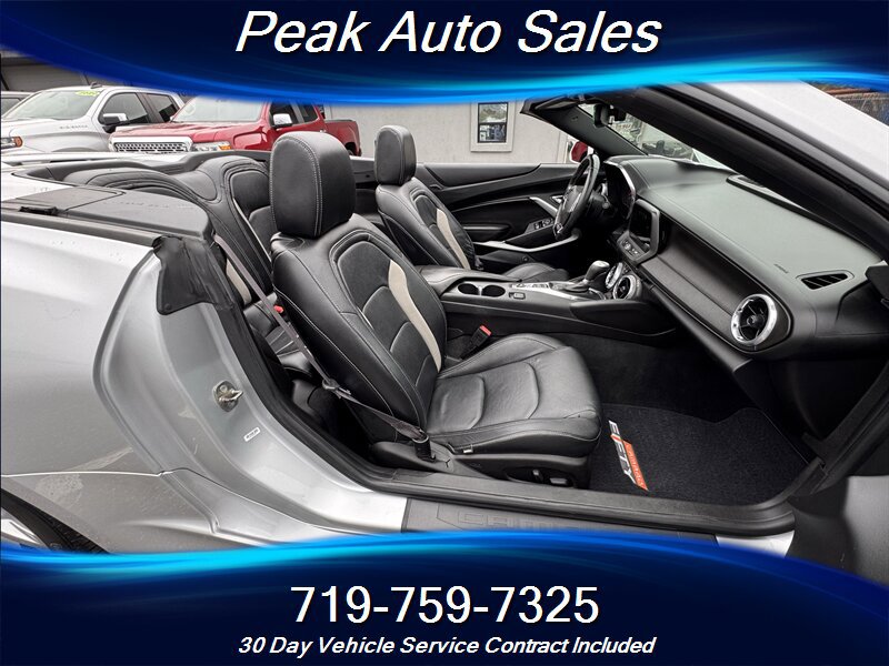 Used 2017 Chevrolet Camaro SS RWD image 34