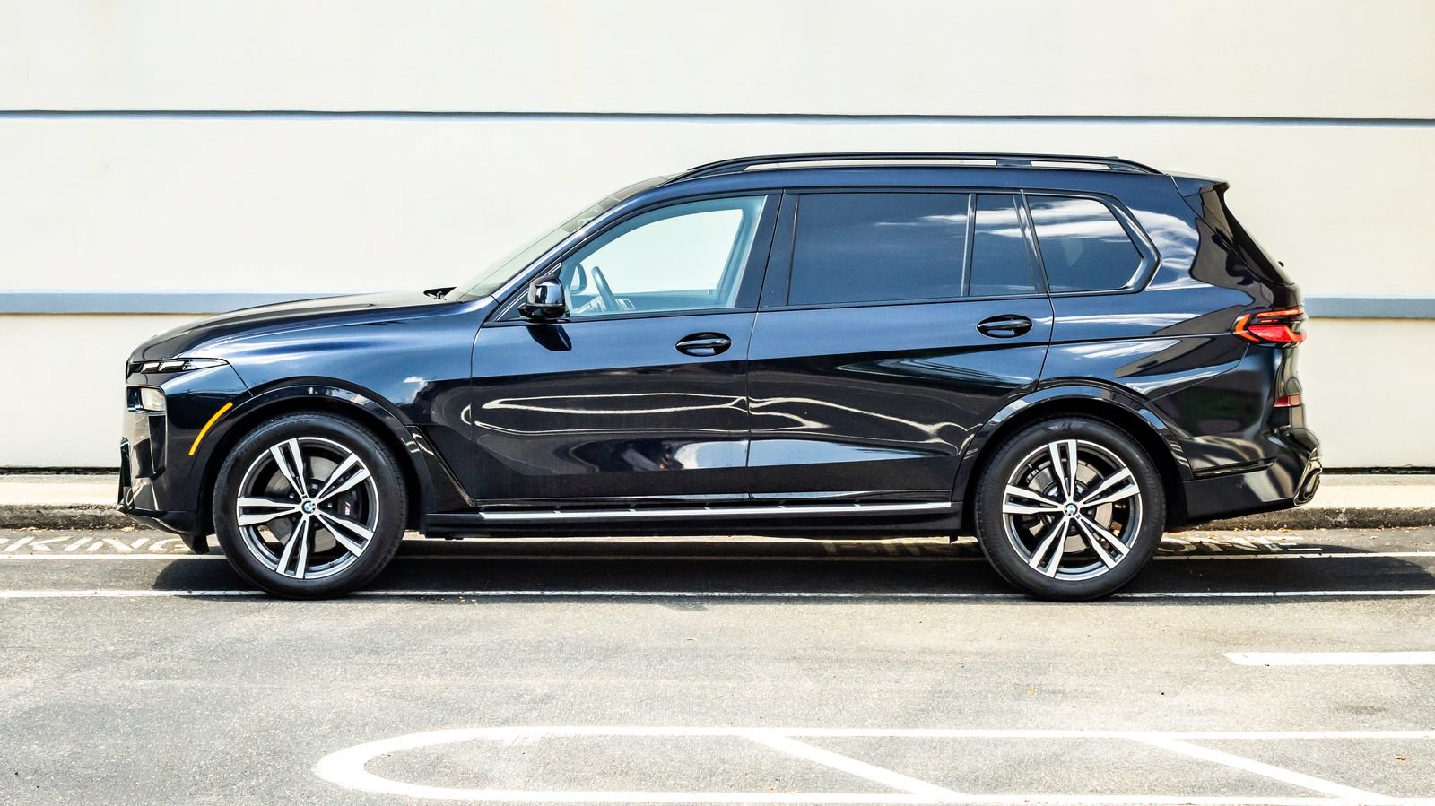 Used 2026 BMW X7 xDrive40i AWD/4WD image 4